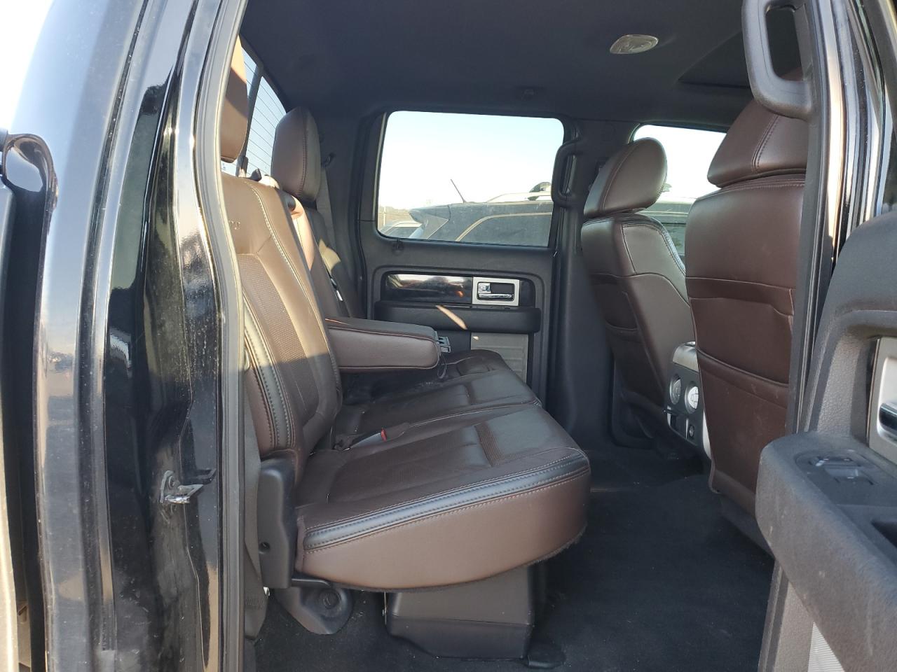 2011 Ford F-150 - Image 10