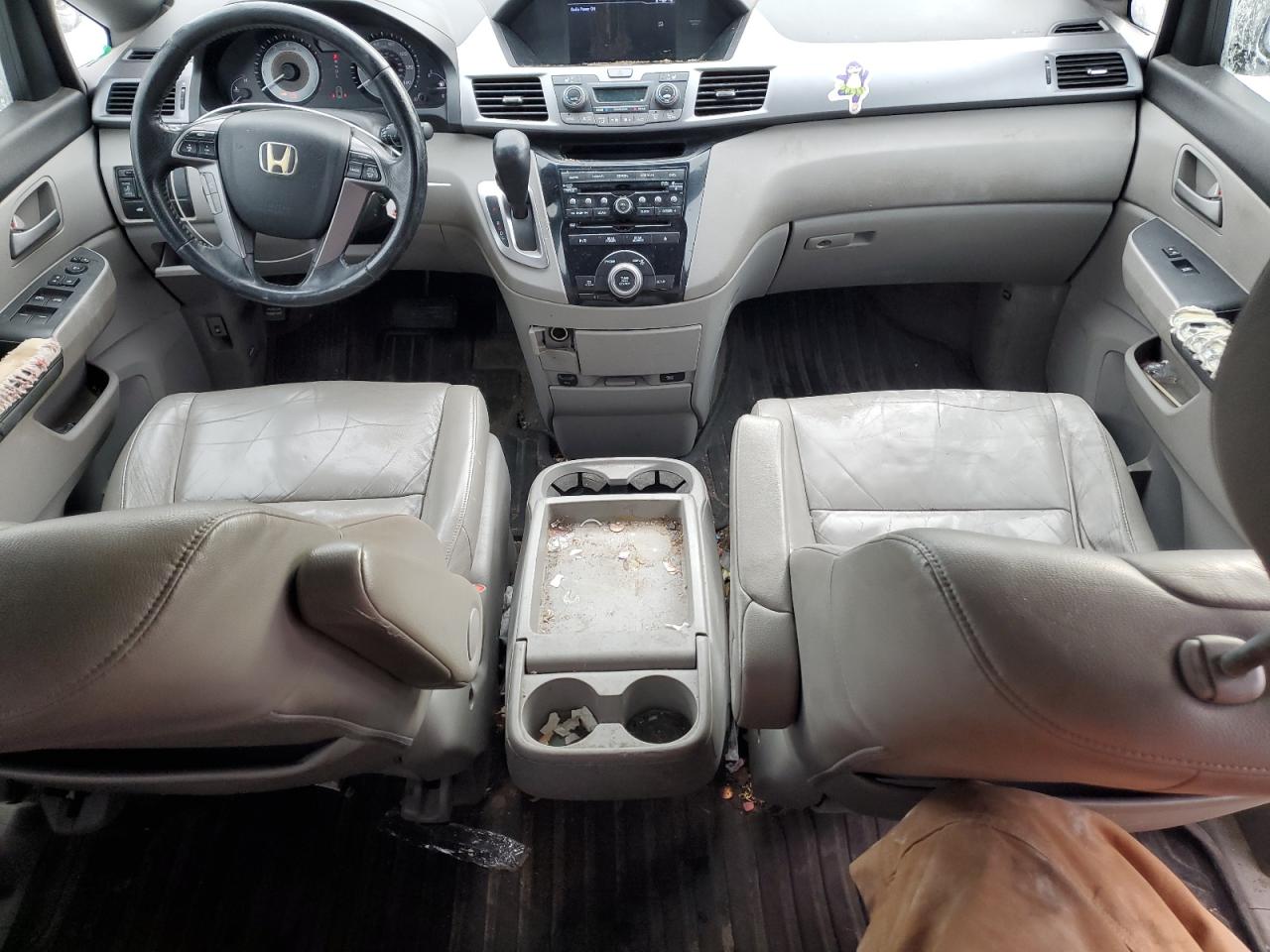 2011 Honda Odyssey - Image 8