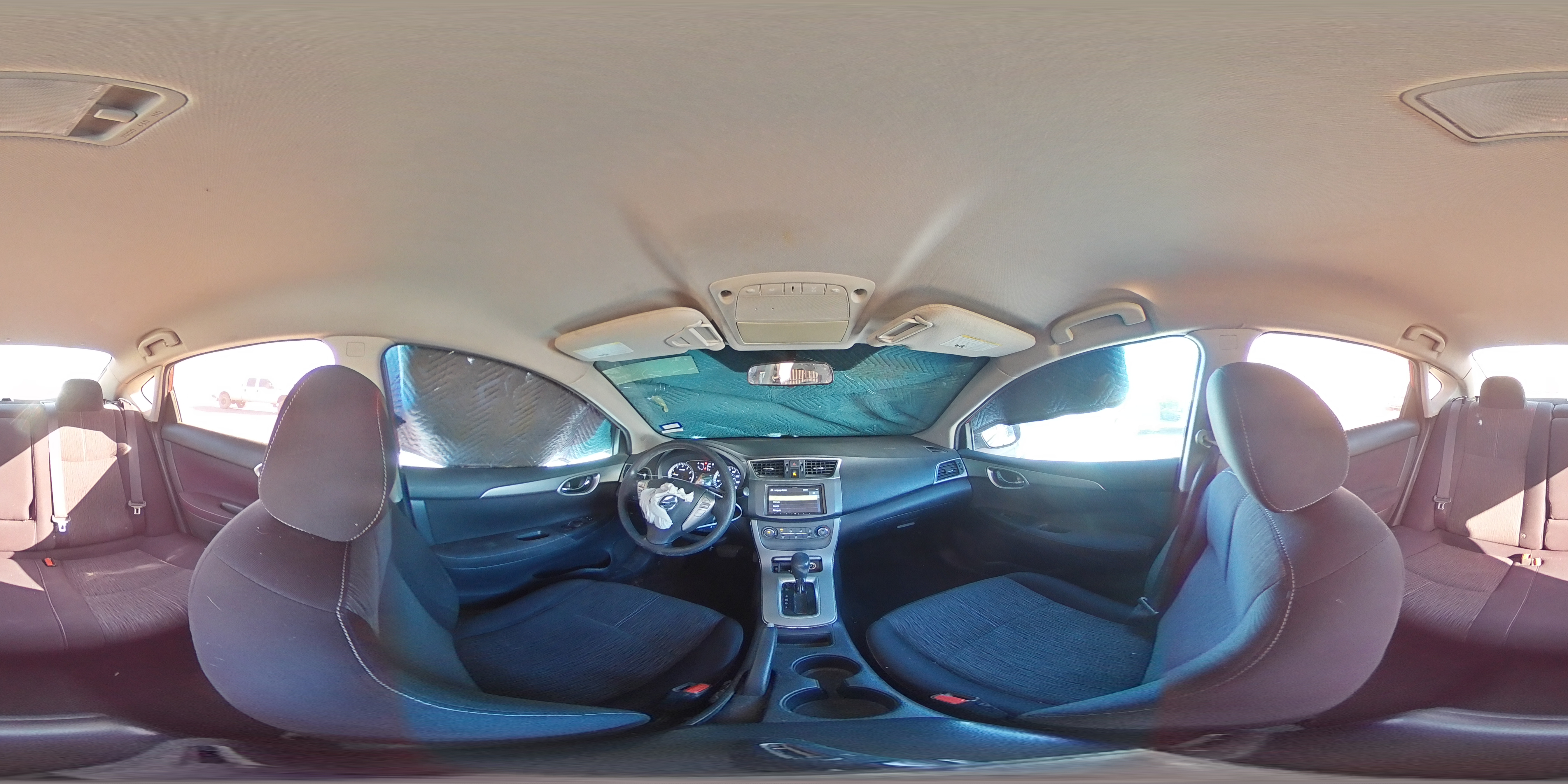 2014 Nissan Sentra - Image 12