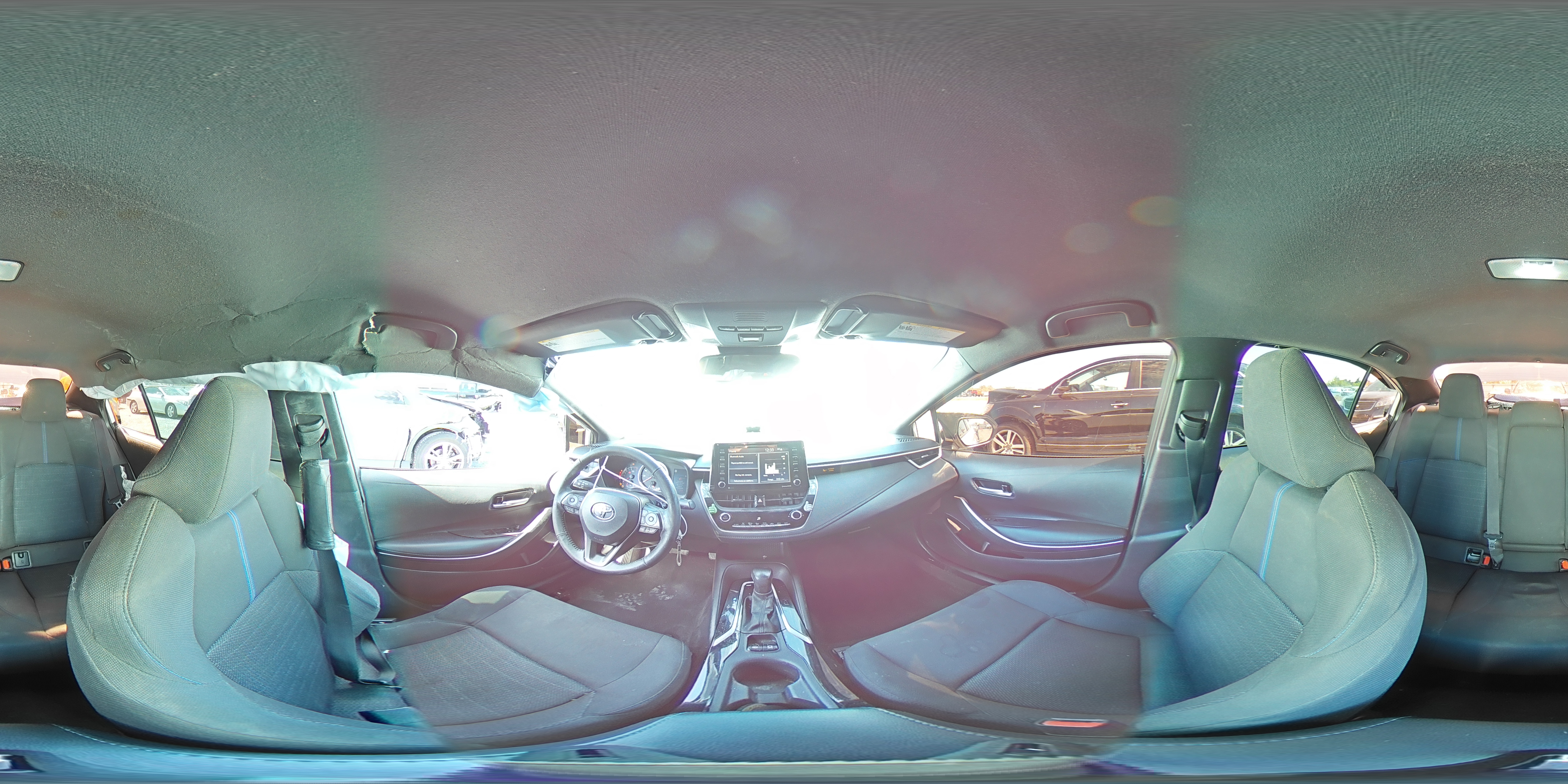 2021 Toyota Corolla - Image 12