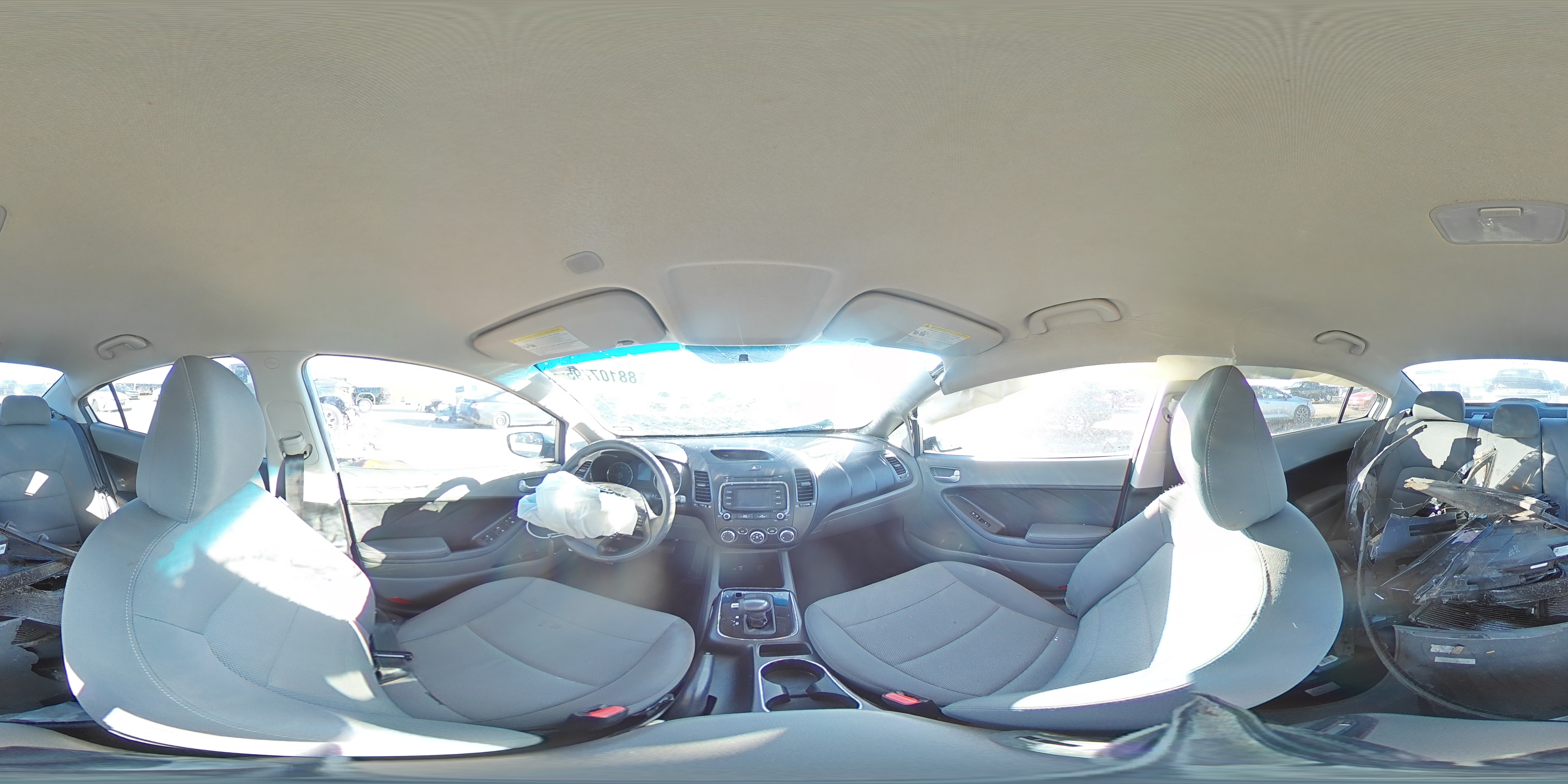 2018 Kia Forte - Image 13