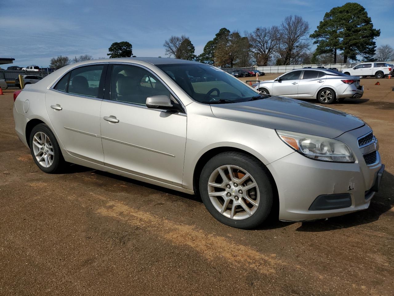 VIN 1G11C5SA4DF181131 2013 CHEVROLET MALIBU no.4