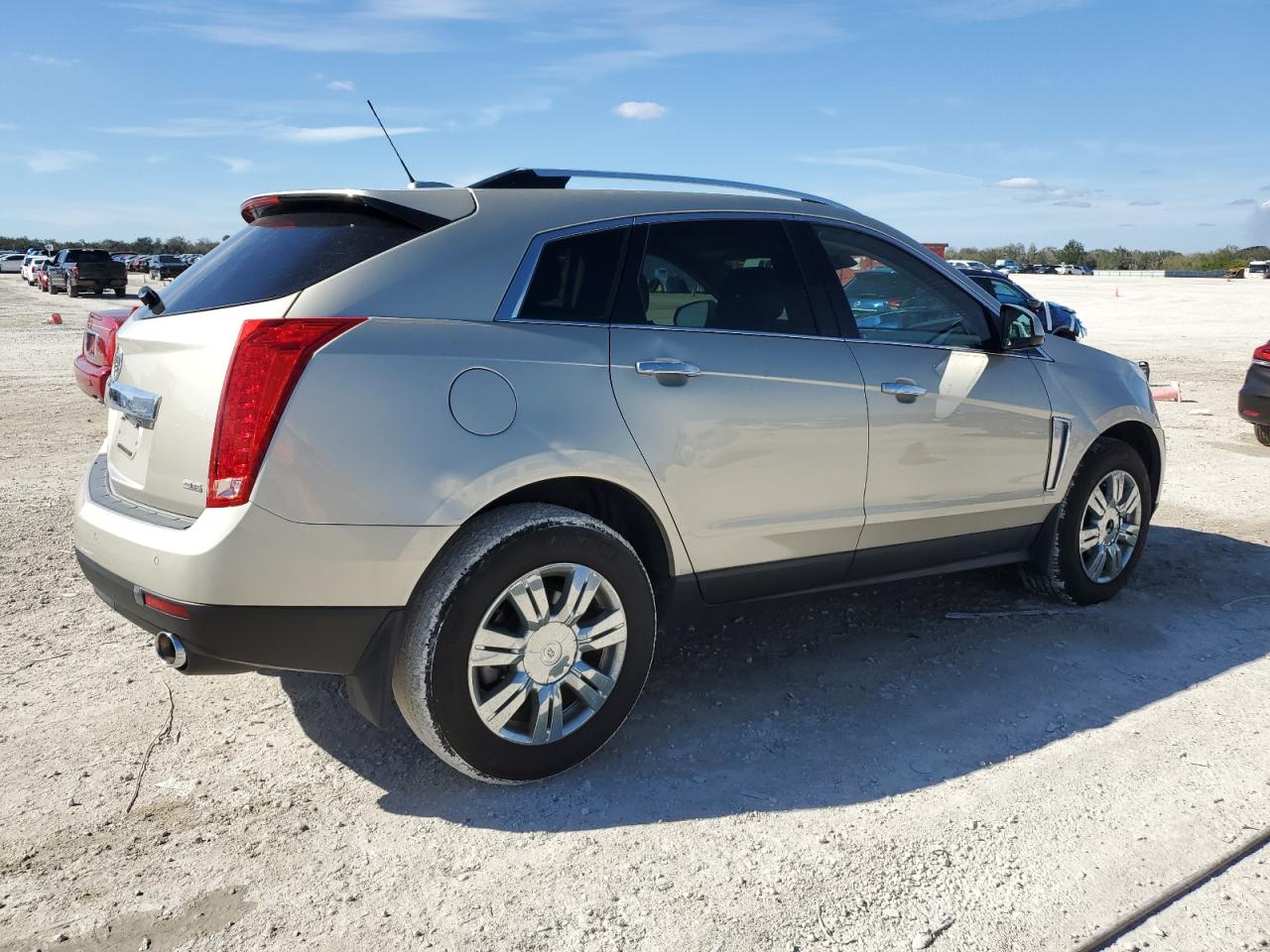2015 Cadillac SRX - Image 3