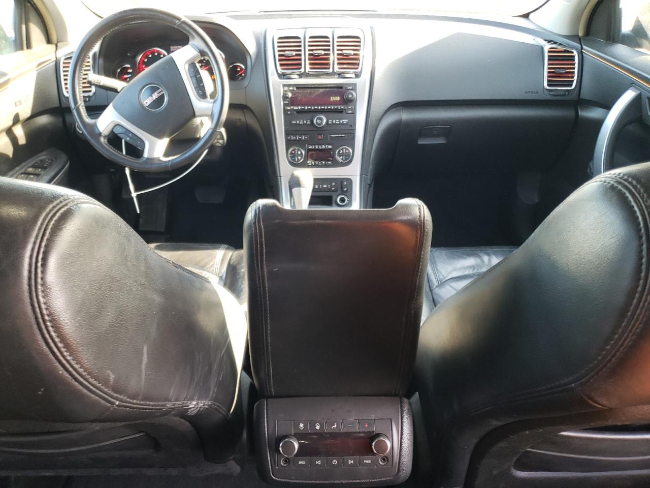 2009 GMC Acadia - Image 8