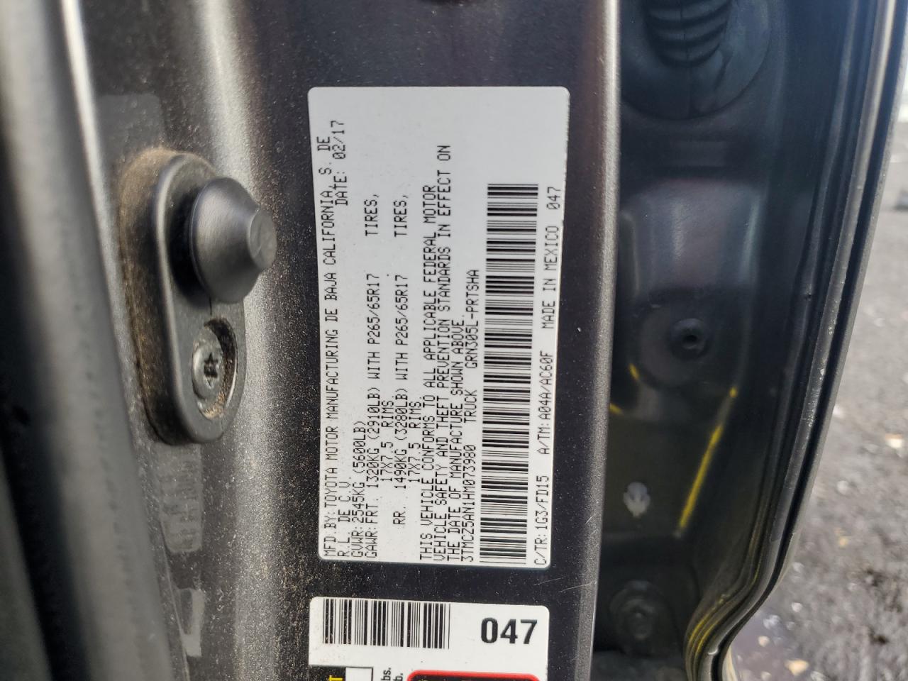 2017 Toyota Tacoma - Image 12