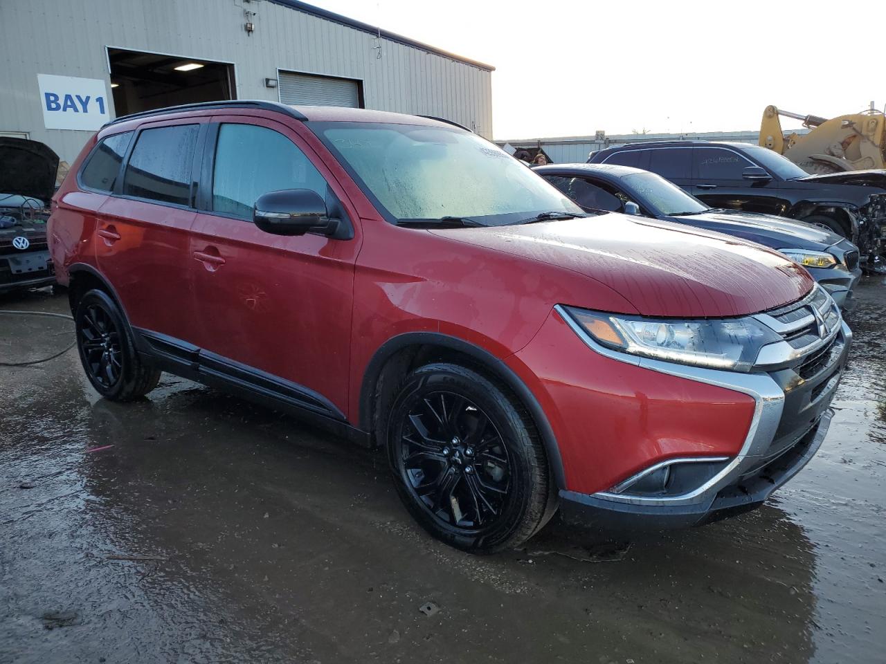 2018 Mitsubishi Outlander - Image 4