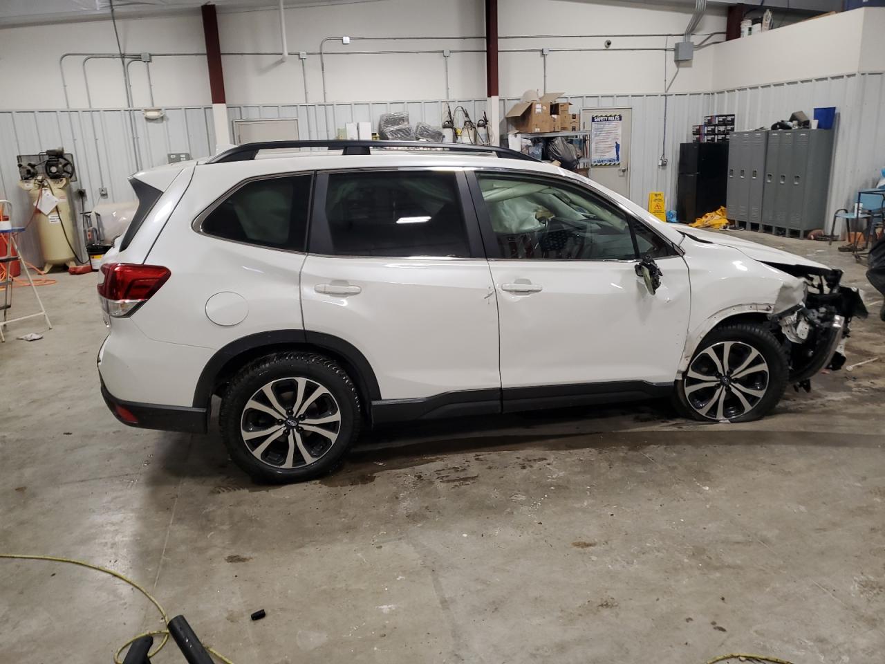 2019 Subaru Forester - Image 3