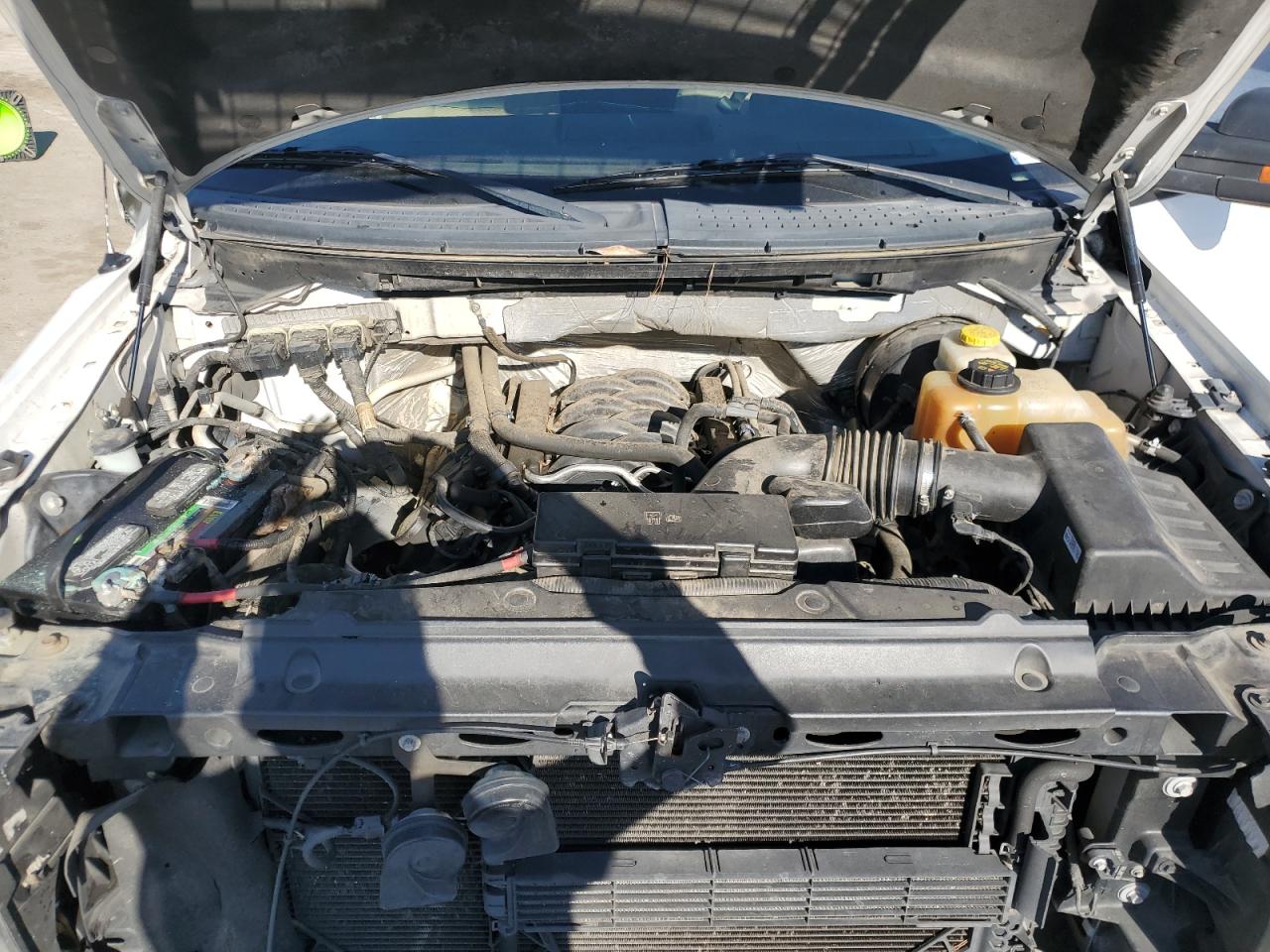 2014 Ford F-150 - Image 13