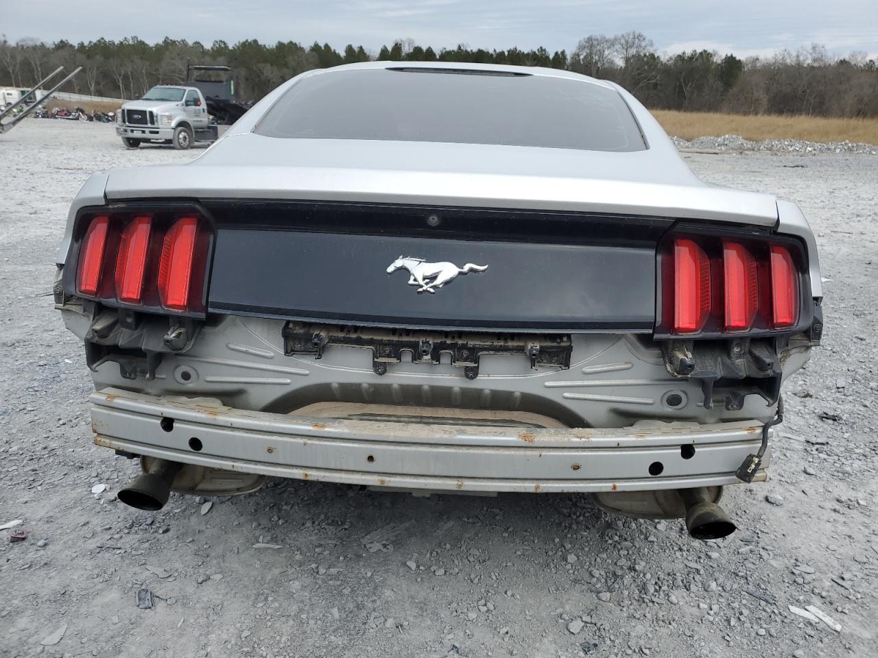2015 Ford Mustang - Image 6