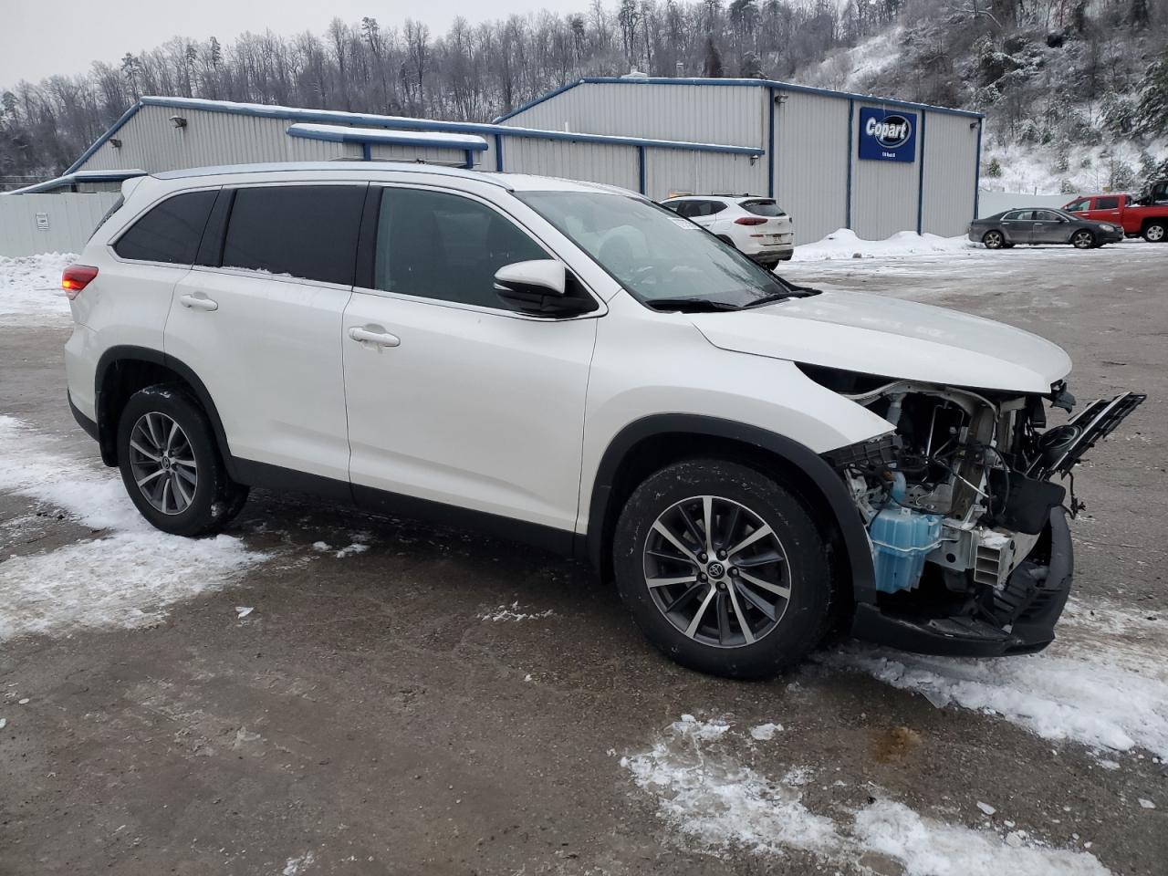 2019 Toyota Highlander - Image 4