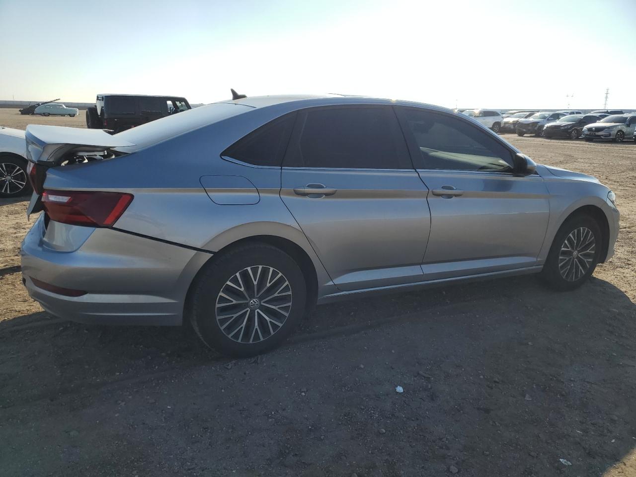 2021 Volkswagen Jetta - Image 3