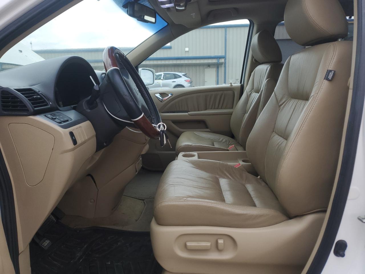 2008 Honda Odyssey - Image 7