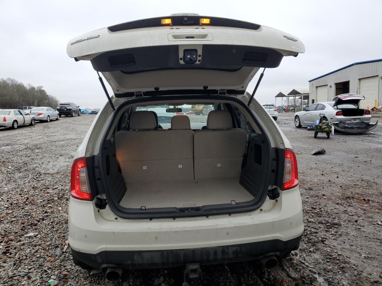 2011 Ford Edge - Image 6