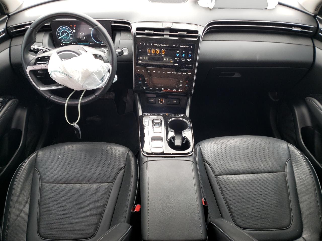 2022 Hyundai Tucson - Image 8