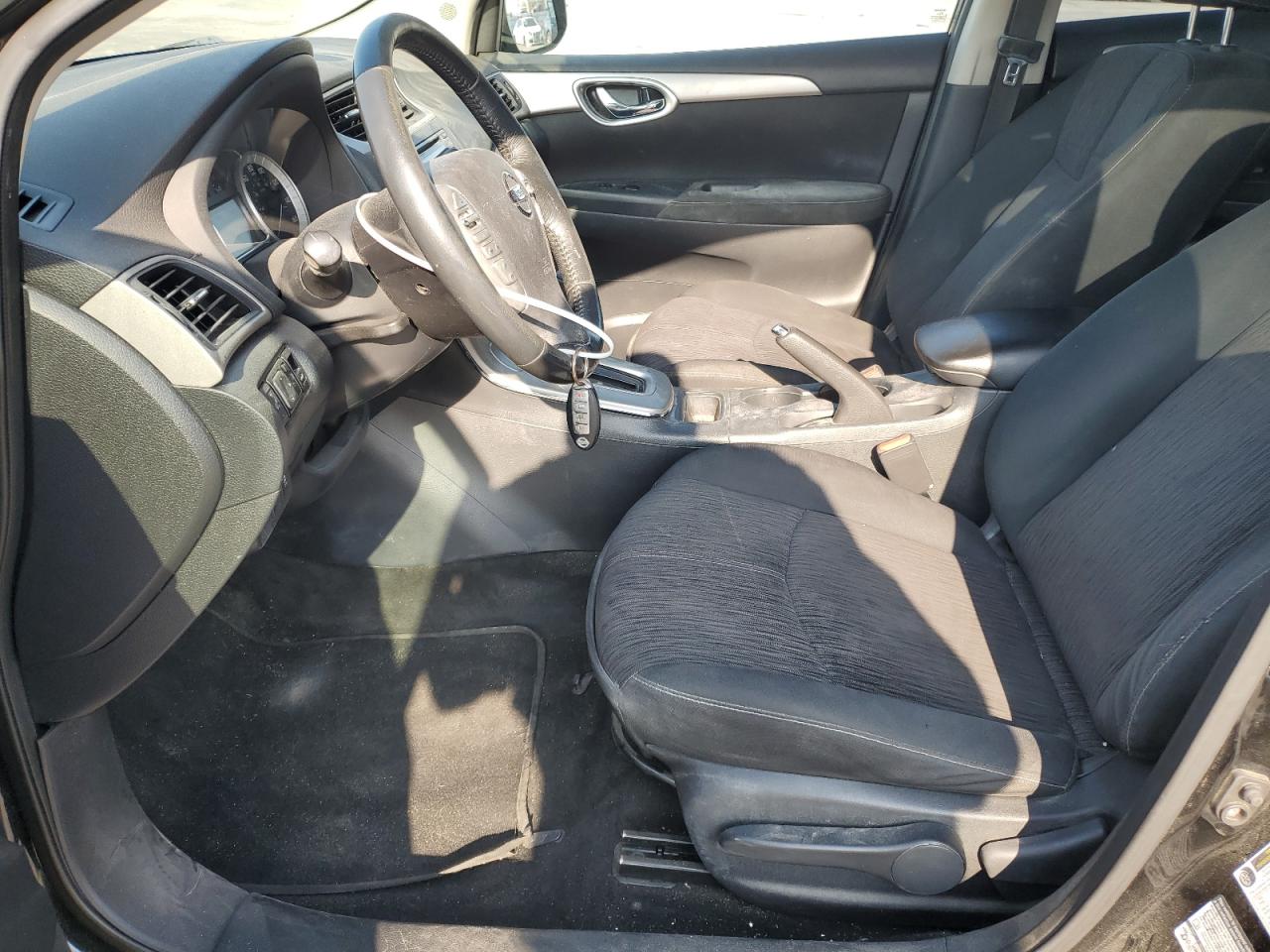2015 Nissan Sentra - Image 7
