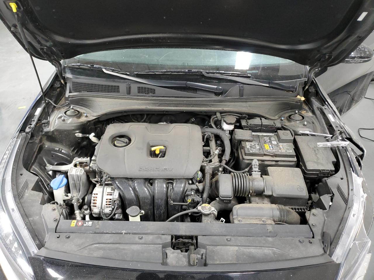 2023 Kia Forte - Image 11