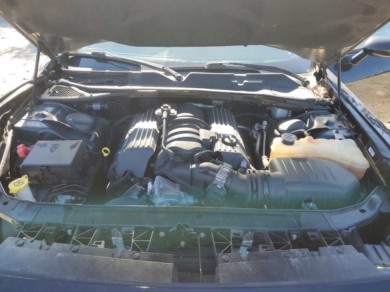 2016 Dodge Challenger - Image 11