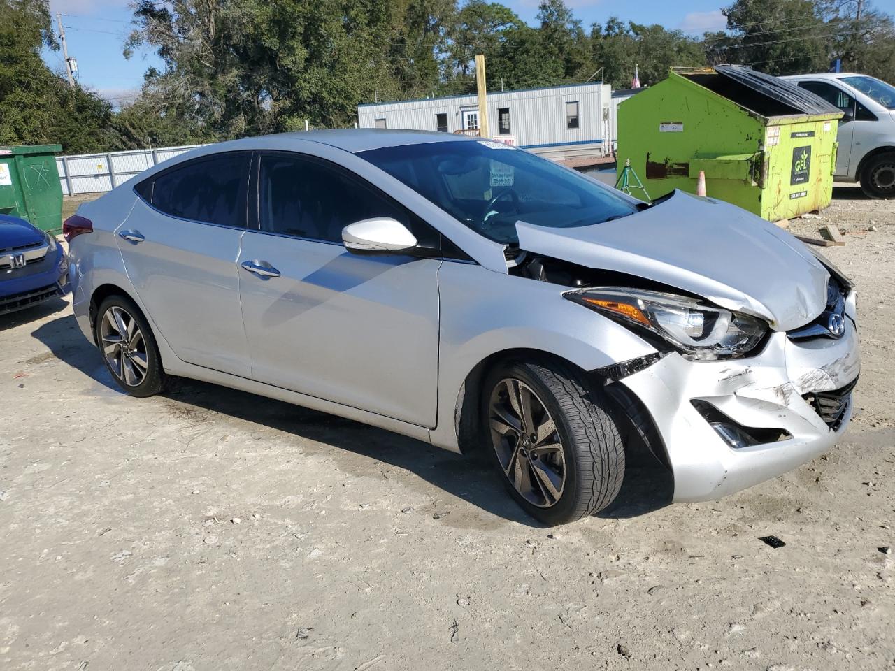 2016 Hyundai Elantra - Image 4