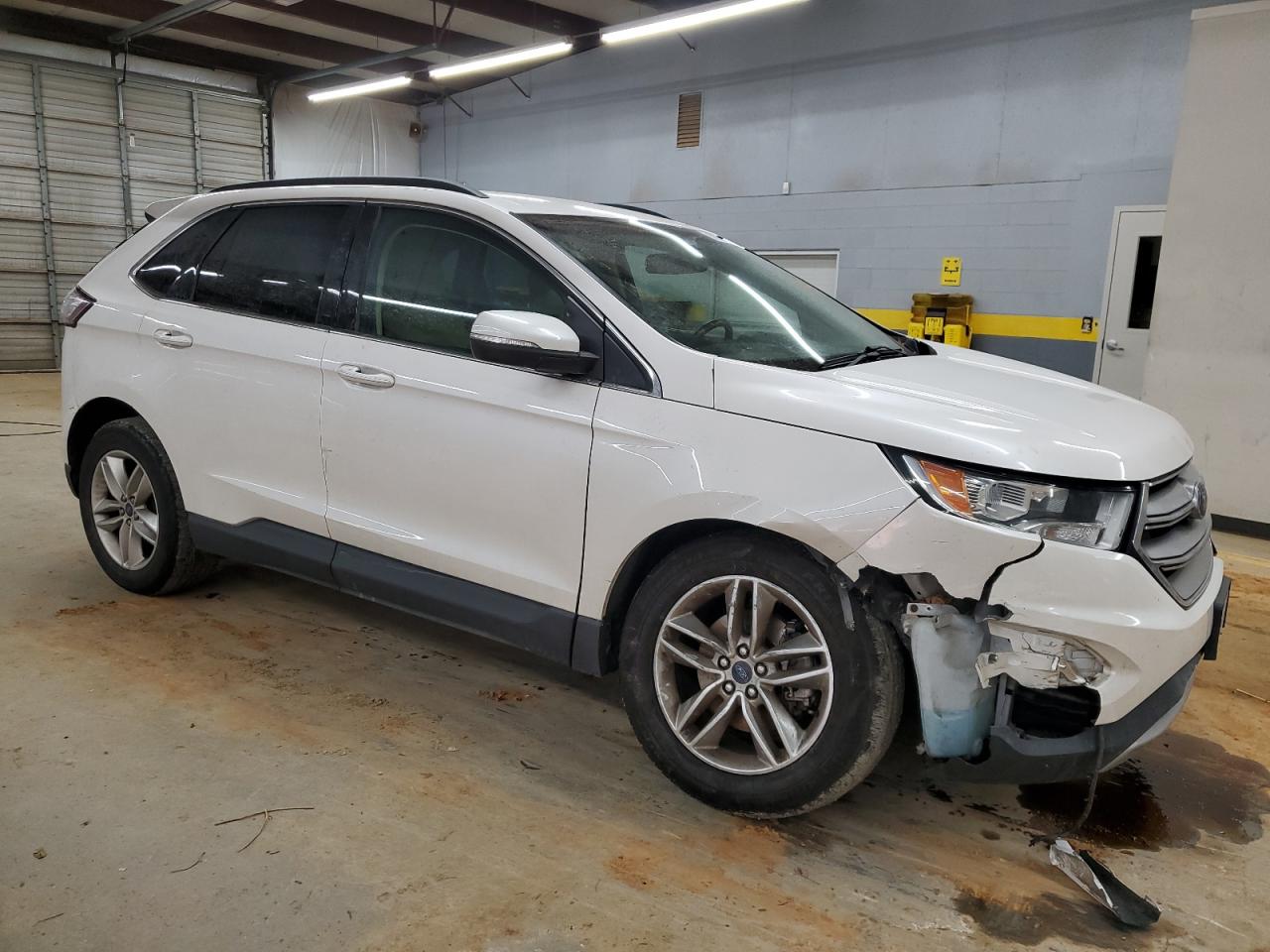 2015 Ford Edge - Image 4