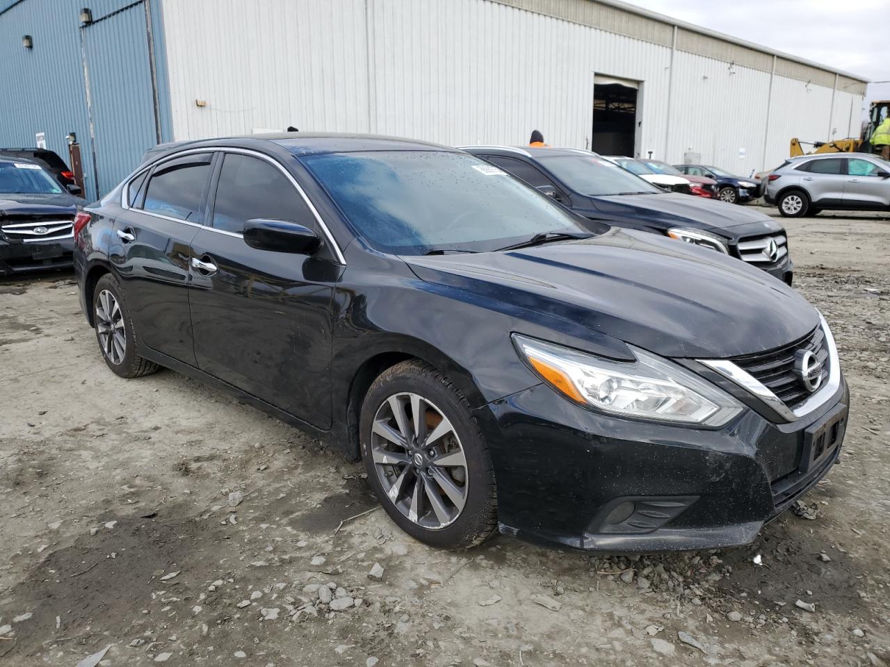 VIN 1N4AL3AP4HC287366 2017 NISSAN ALTIMA no.4