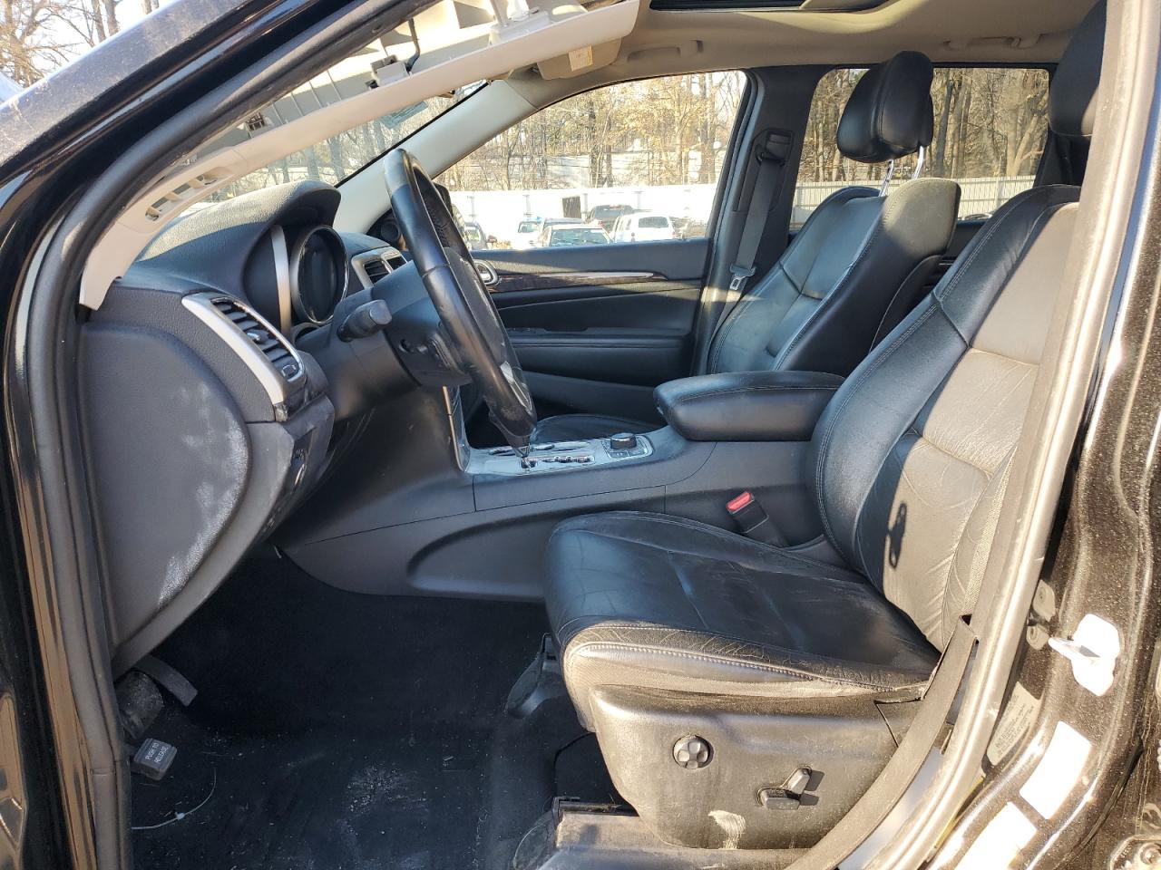 2011 Jeep Grand Cherokee - Image 7