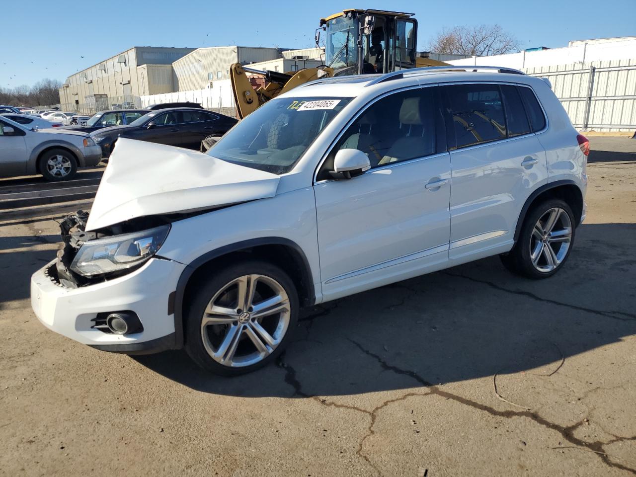 2015 Volkswagen Tiguan - Image 1