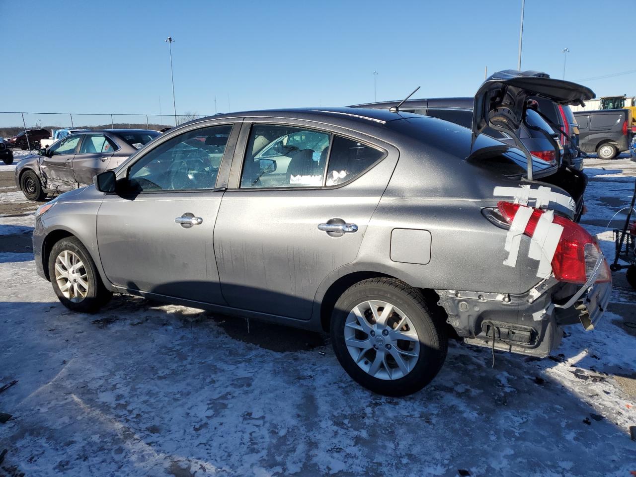 2018 Nissan Versa - Image 2