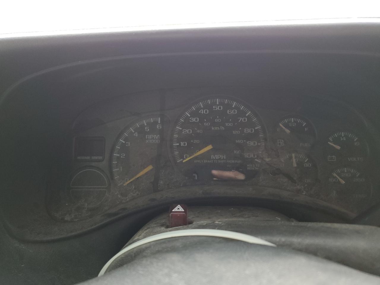 2000 Chevrolet Silverado - Image 9