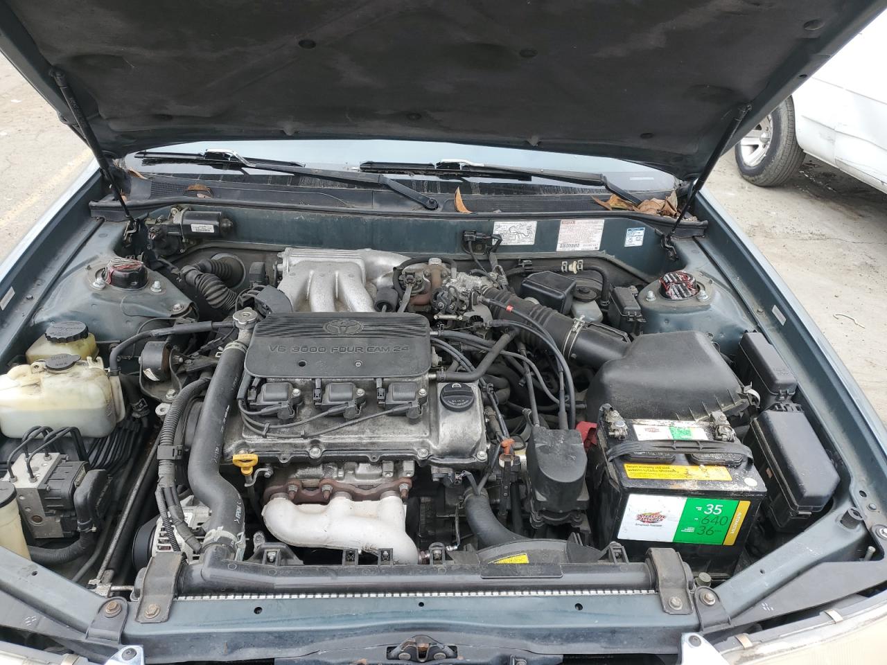 1997 Toyota Avalon - Image 11