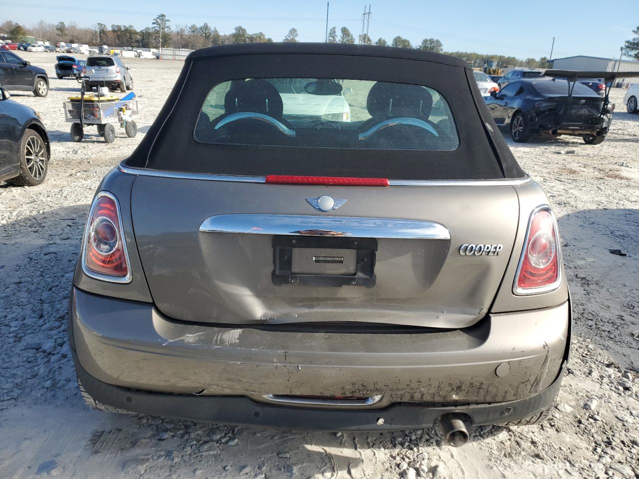 2011 Mini Cooper VIN: WMWZN3C53BT133576 Lot: 87543835