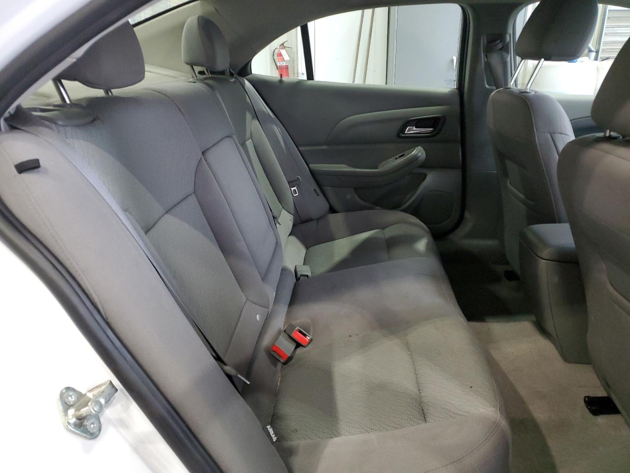 2015 Chevrolet Malibu - Image 11