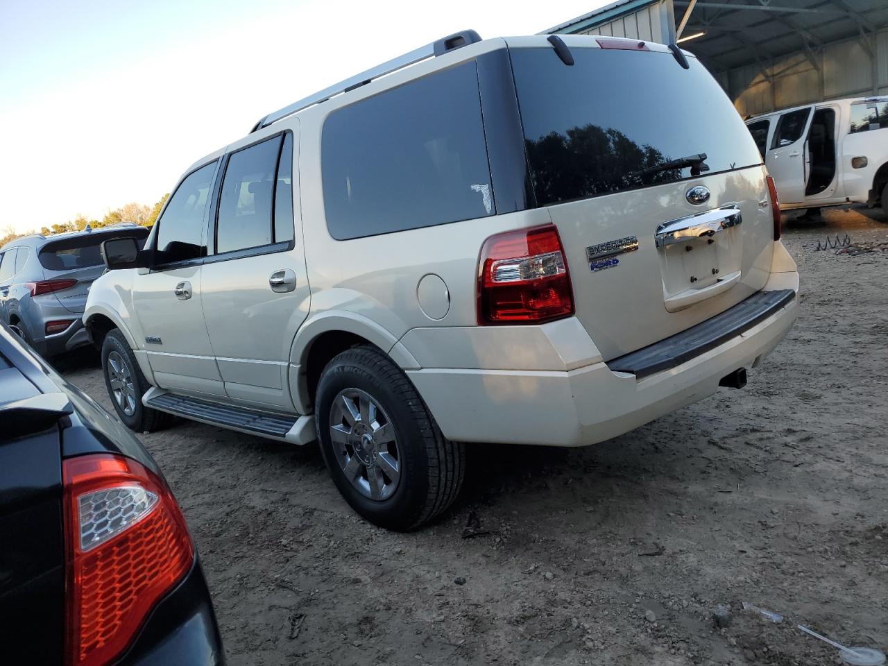2008 Ford Expedition - Image 2