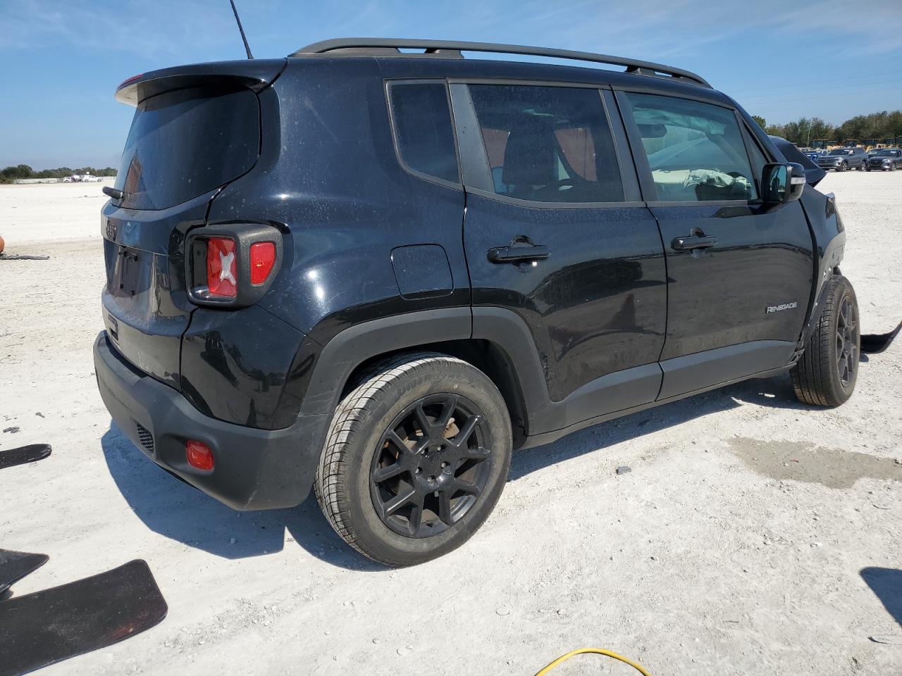 2020 Jeep Renegade - Image 3