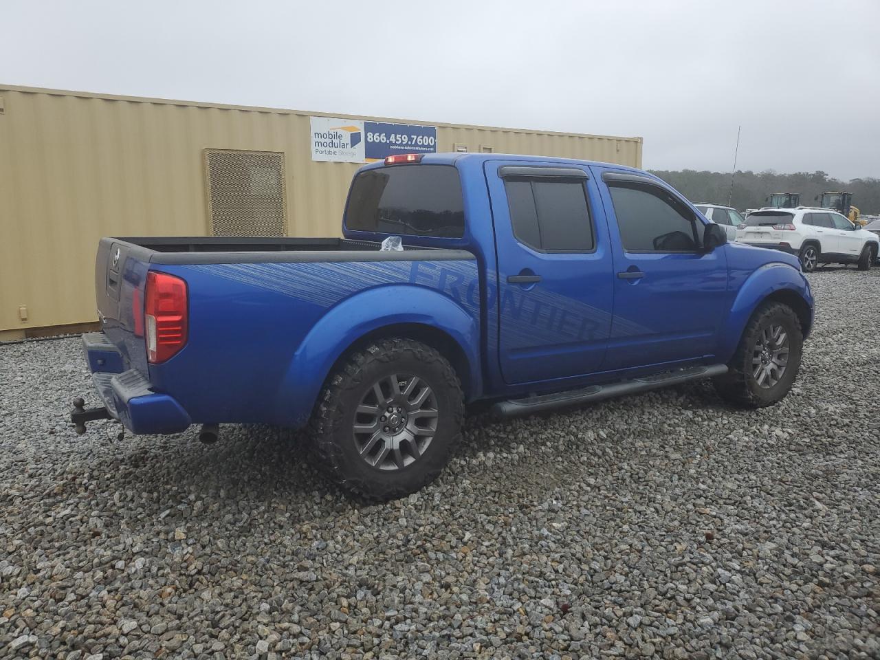 2012 Nissan Navara (Frontier) - Image 3