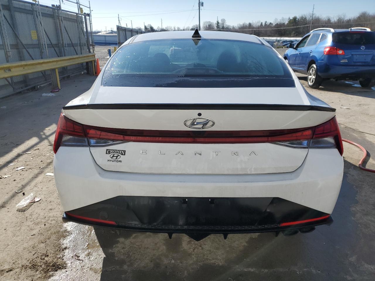 2023 Hyundai Elantra - Image 6