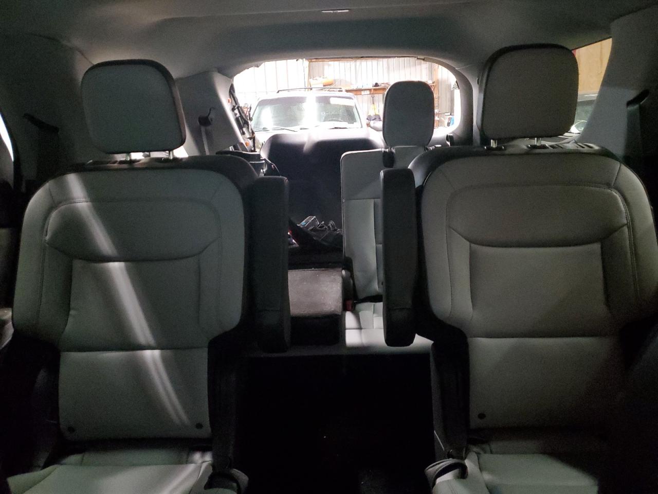 2021 Ford Explorer - Image 10