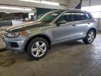 2014 Volkswagen Touareg V6 de vânzare în Dyer, IN - Minor Dent/Scratches