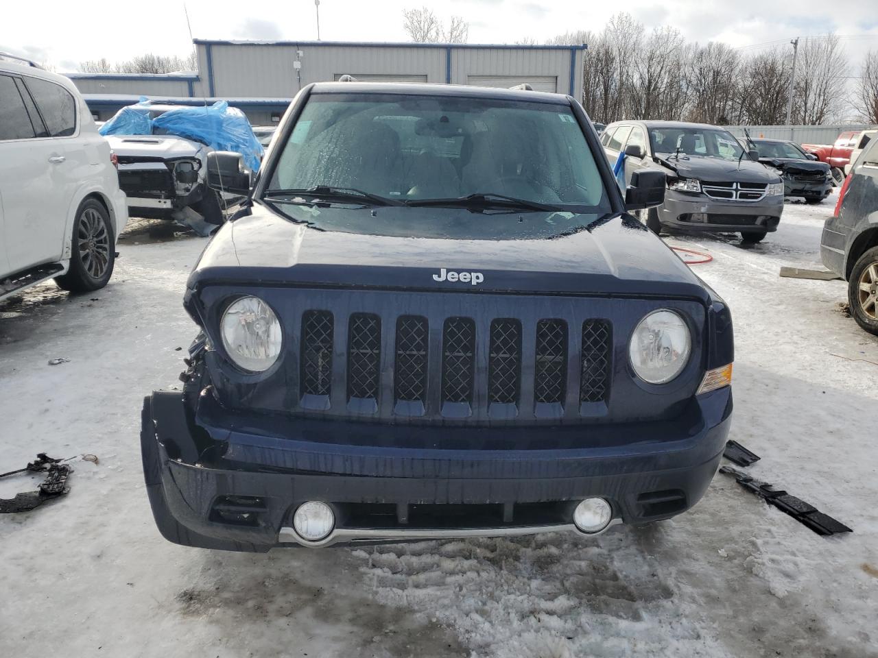 2016 Jeep Liberty (Patriot) - Image 5
