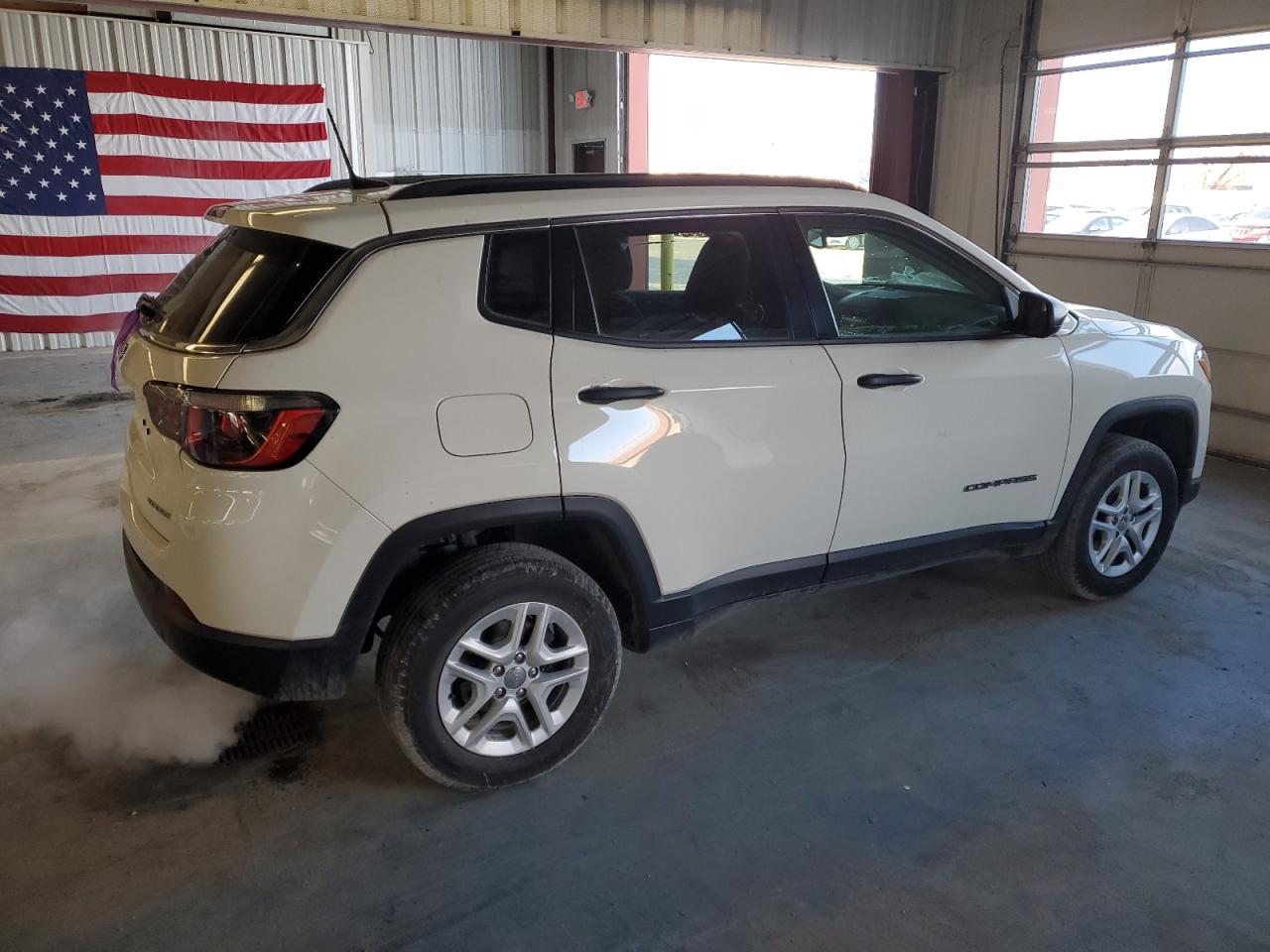 2019 Jeep Compass - Image 3