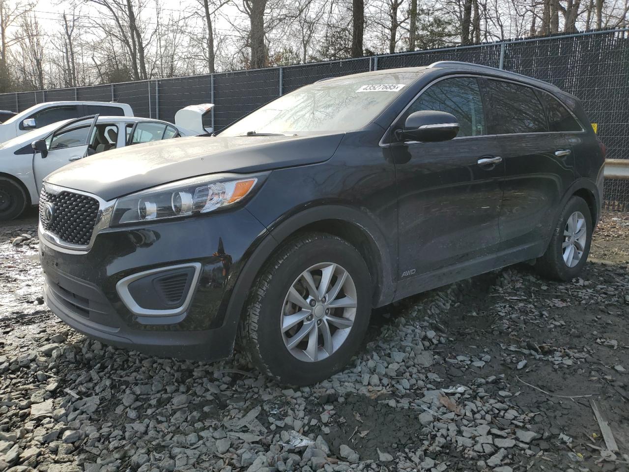 2017 Kia Sorento - Image 1