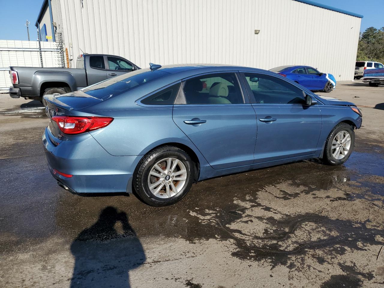 2016 Hyundai Sonata - Image 3
