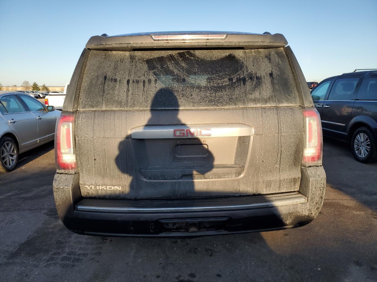 2015 GMC Yukon - Image 6