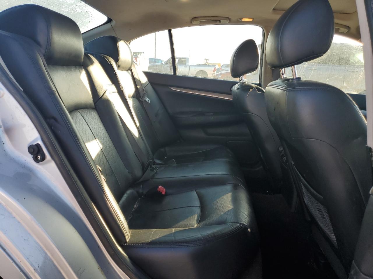 2011 Infiniti G37 Base VIN: JN1CV6APXBM303170 Lot: 88977105