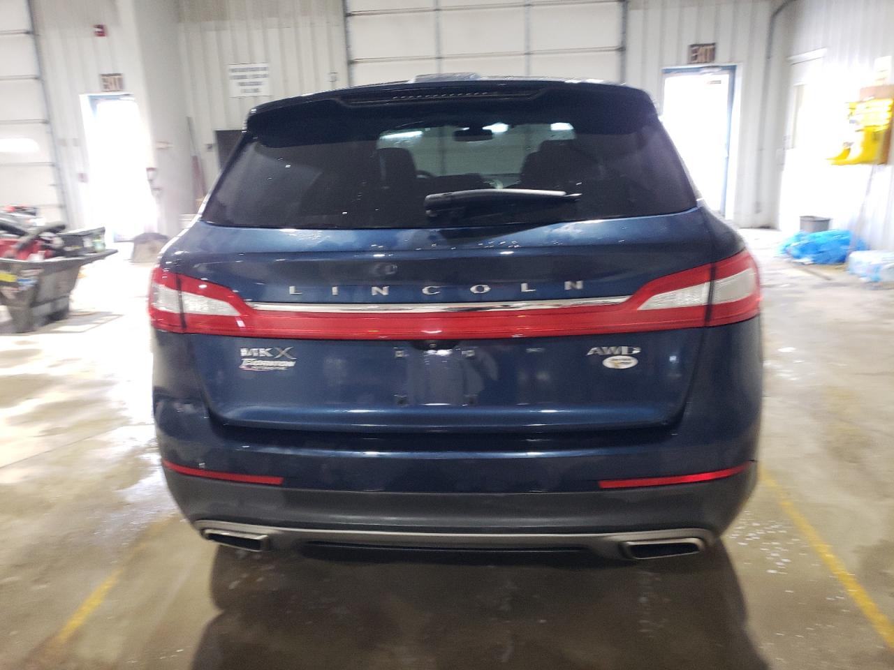 VIN 2LMPJ8LR4HBL18668 2017 LINCOLN MKX no.6