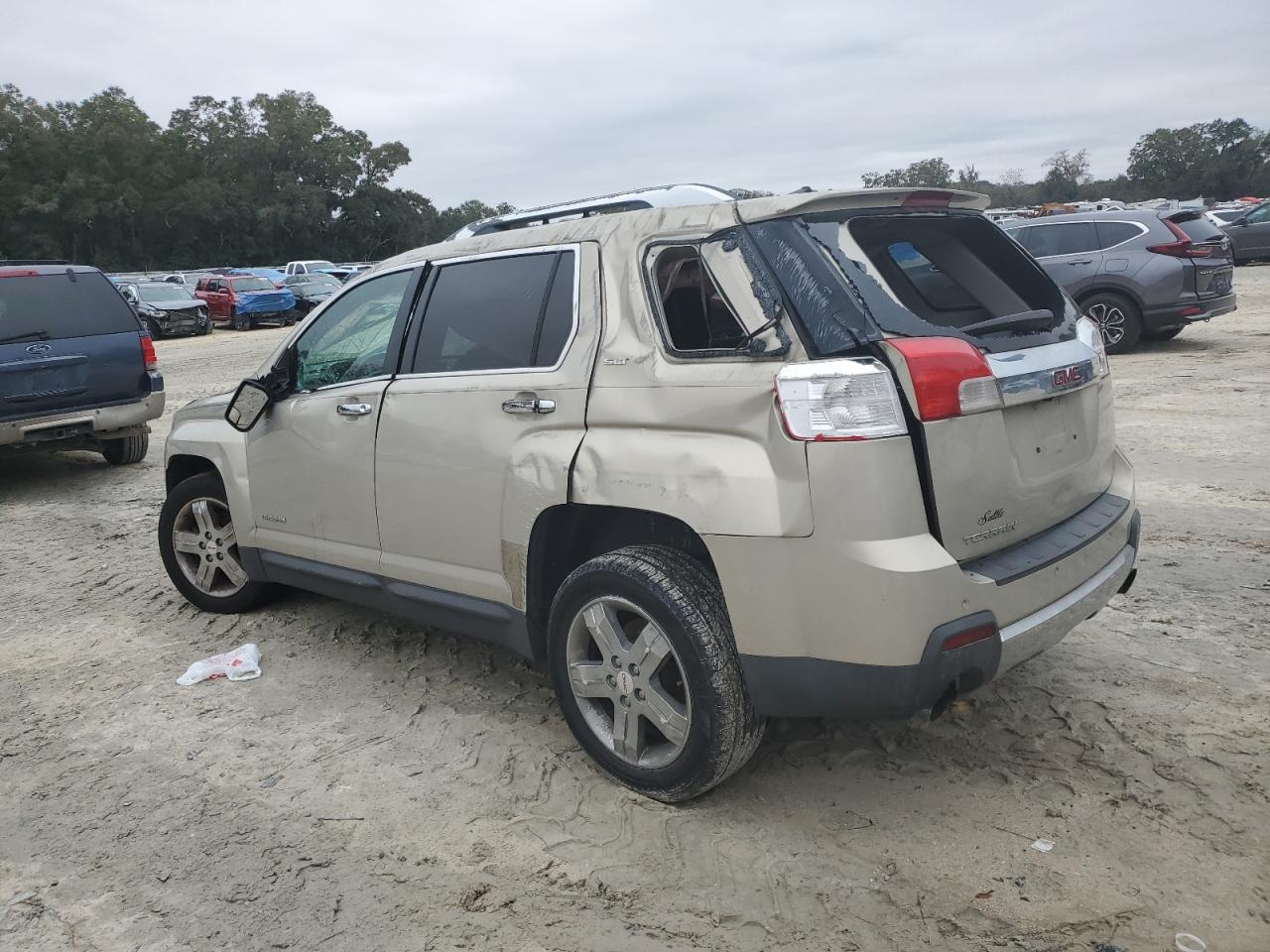 2012 GMC Terrain - Image 2