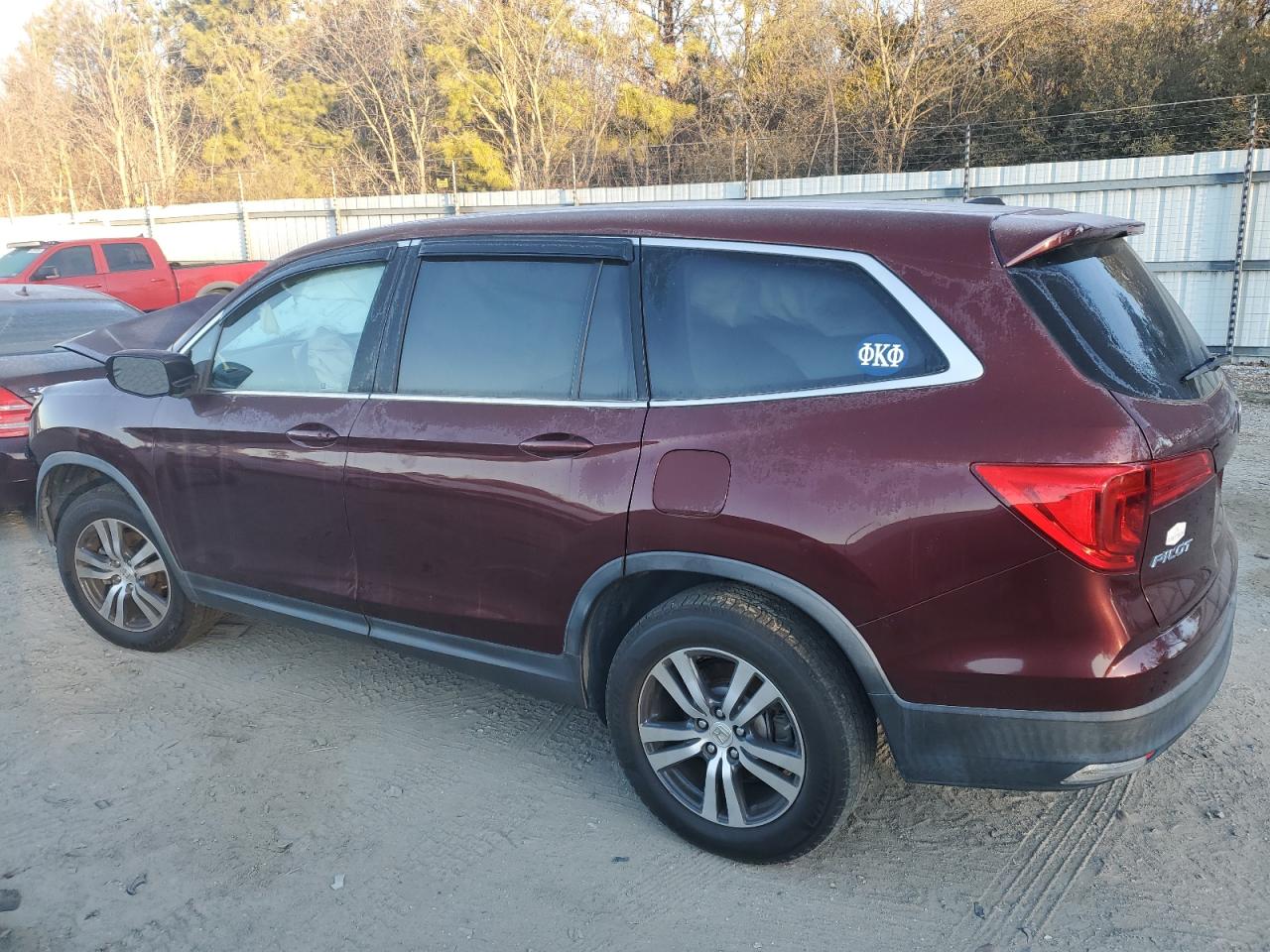 2018 Honda Pilot - Image 2
