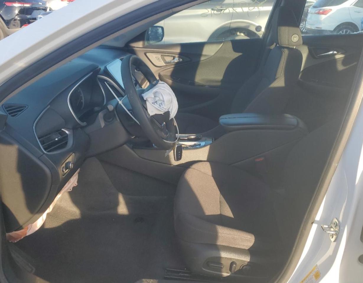 2023 Chevrolet Malibu - Image 7