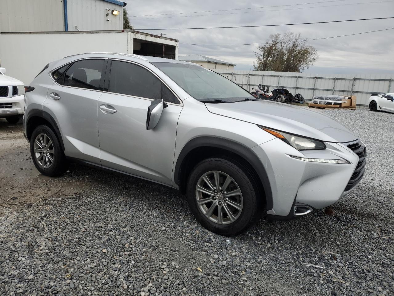 2015 Lexus NX - Image 4
