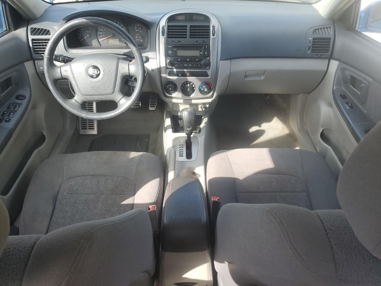 2006 Kia Spectra - Image 8