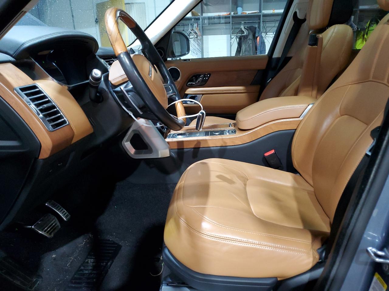 2018 Land Rover Range Rover - Image 7